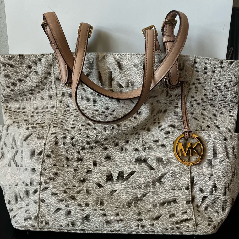 Michael Kors cream, large size tote bag